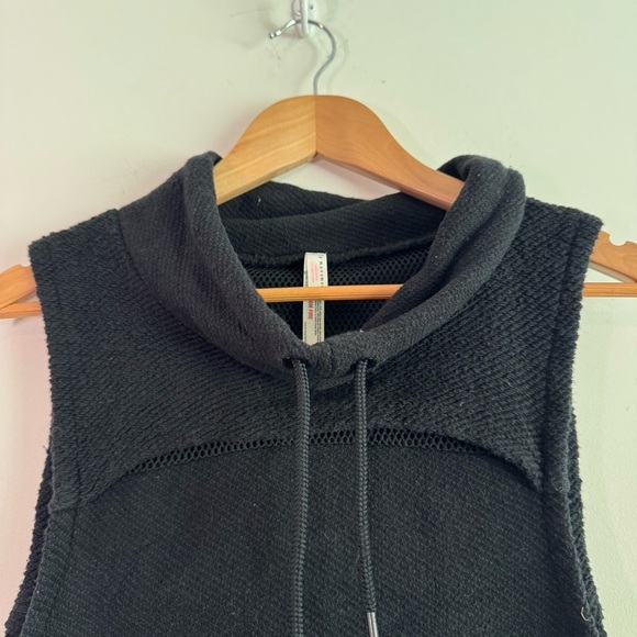 Free People Movement Wrap It Up Muscle Tank Top size small - Picture 2 of 7